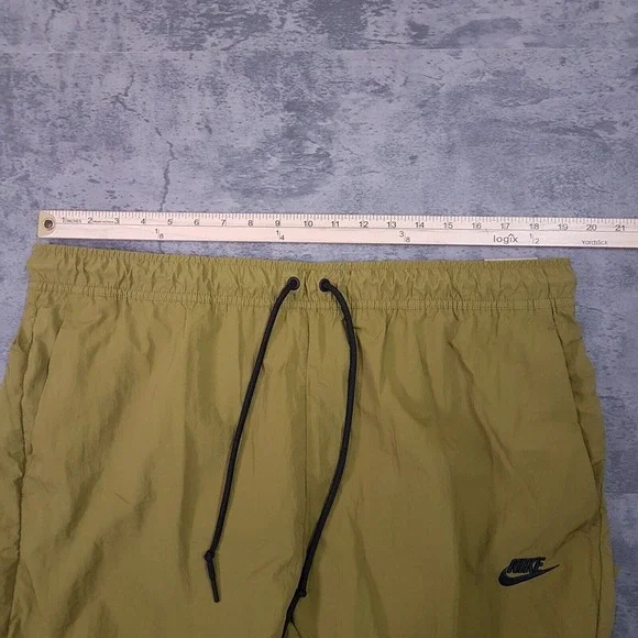 NIKE Tech Woven Tapper Leg Jogger Pants‎ Mens Size XL Pacific Olive Moss - Picture 8 of 9